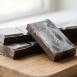 「ブルーム現象」とは？白くなったチョコは食べられる？原因と対策