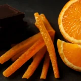チョコオレンジはなぜ定番なのか｜砂糖漬けの店から始まった話